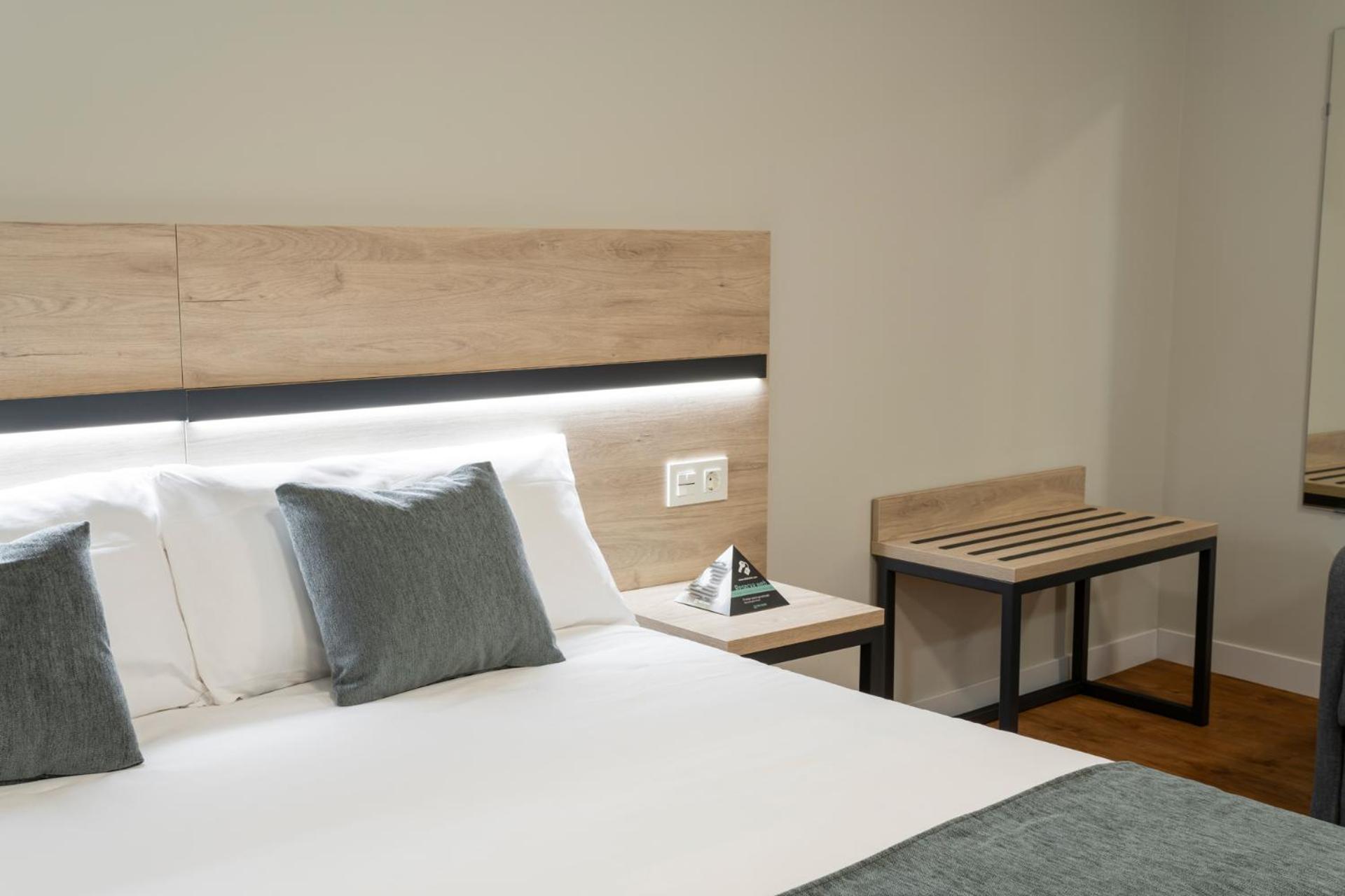 Alda Palencia Catedral Aparthotel Екстериор снимка