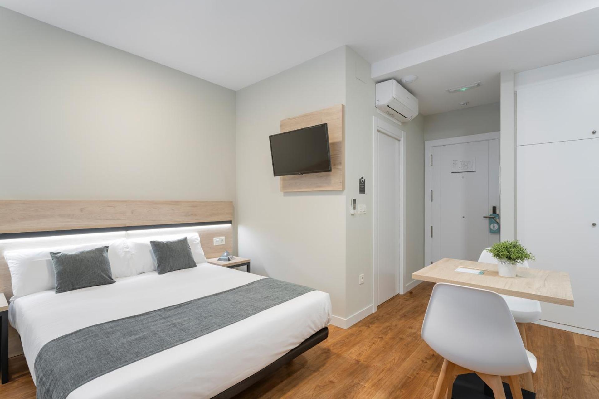 Alda Palencia Catedral Aparthotel Екстериор снимка